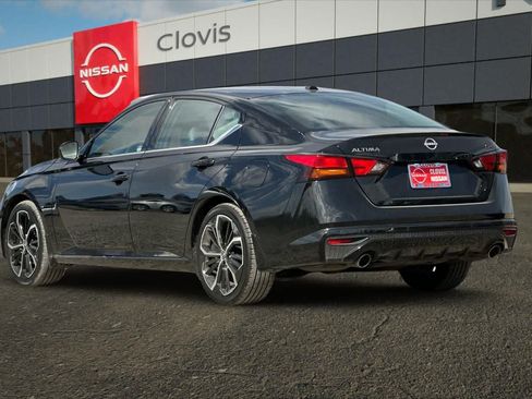 Used 2024 Nissan Altima 2.5 SR FWD image 7