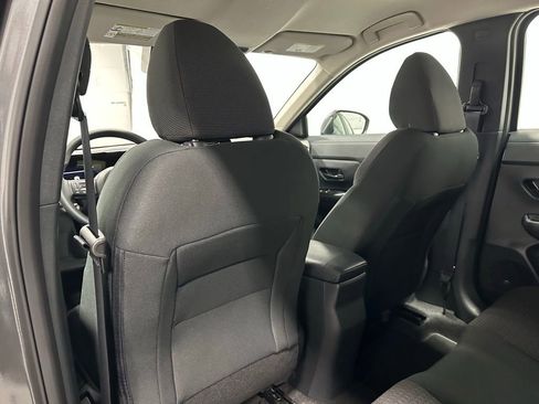 Used 2025 Nissan Kicks S AWD/4WD image 40