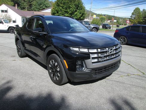 Used 2025 Hyundai Santa Cruz SEL image 3