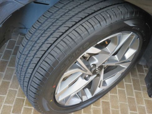 Used 2023 Hyundai Sonata SEL w/ Convenience Package FWD image 11