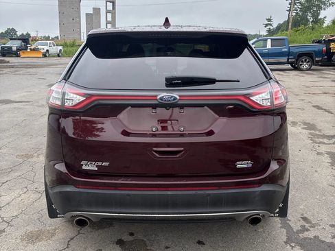 Used 2018 Ford Edge SEL w/ Equipment Group 201A AWD/4WD image 4
