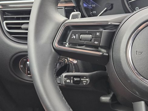Certified 2026 Porsche Macan image 26
