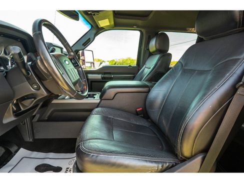 Used 2014 Ford F250 Lariat w/ Lariat Ultimate Package image 15