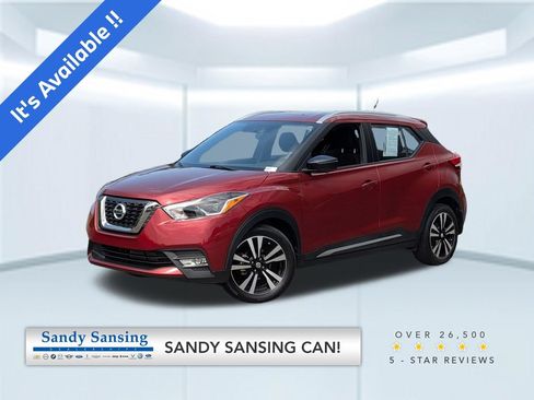 Used 2018 Nissan Kicks SR FWD image 1