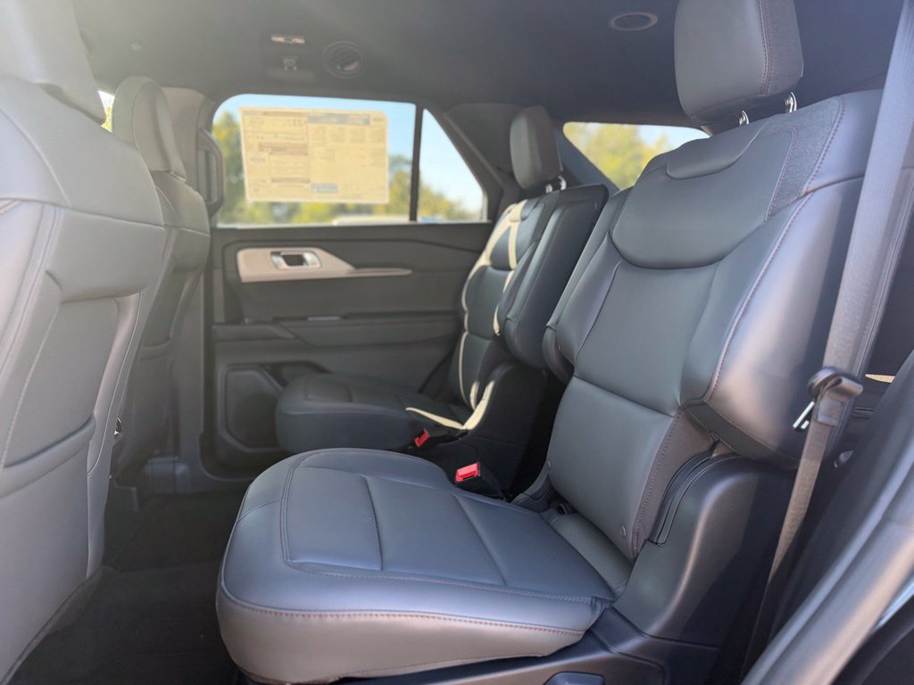 New 2027 Ford Explorer Active w/ Active Comfort Package AWD/4WD image 16