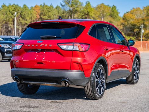 Certified 2021 Ford Escape SE w/ SE Sport Appearance Package image 7