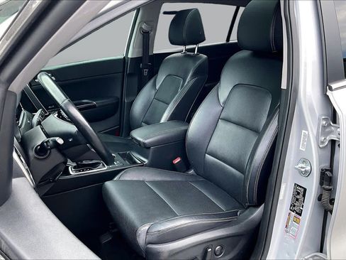 Used 2020 Kia Sportage EX w/ EX Technology Package FWD image 8