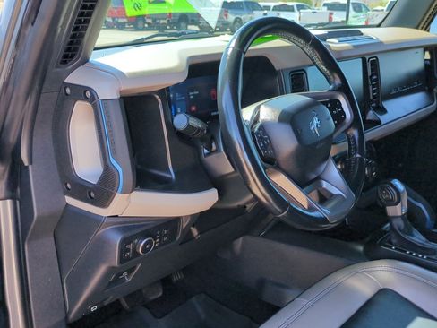 Used 2021 Ford Bronco Wildtrak AWD/4WD image 12