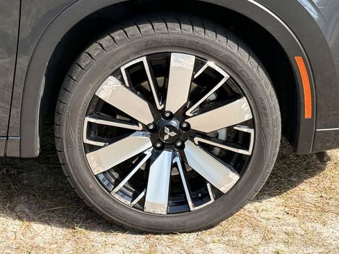 Used 2025 Mitsubishi Outlander SEL AWD/4WD image 12