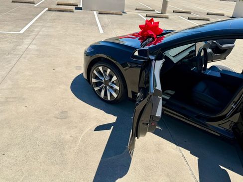 Used 2025 Tesla Model 3 RWD image 32