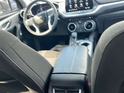 Used 2024 Chevrolet Blazer LT w/ Convenience Package FWD image 27