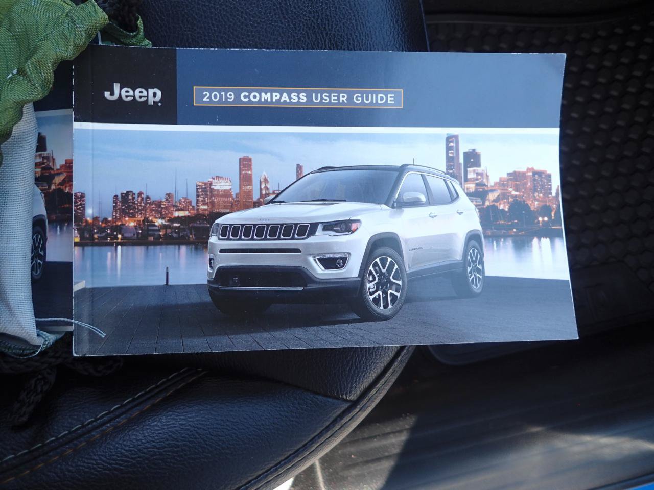 Used 2019 Jeep Compass Latitude w/ Popular Equipment Group AWD/4WD image 25