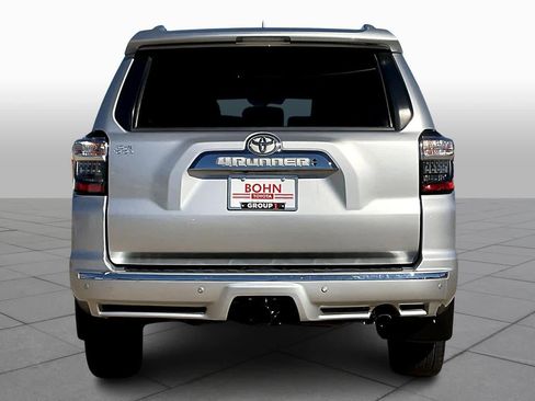 Used 2016 Toyota 4Runner Limited image 4