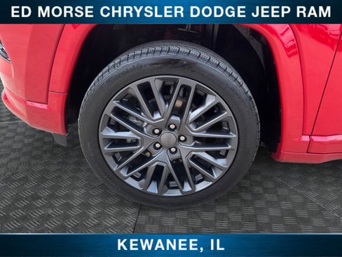 Used 2022 Jeep Compass Limited AWD/4WD image 14