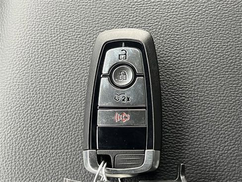 New 2025 Ford F150 Lightning XLT image 20