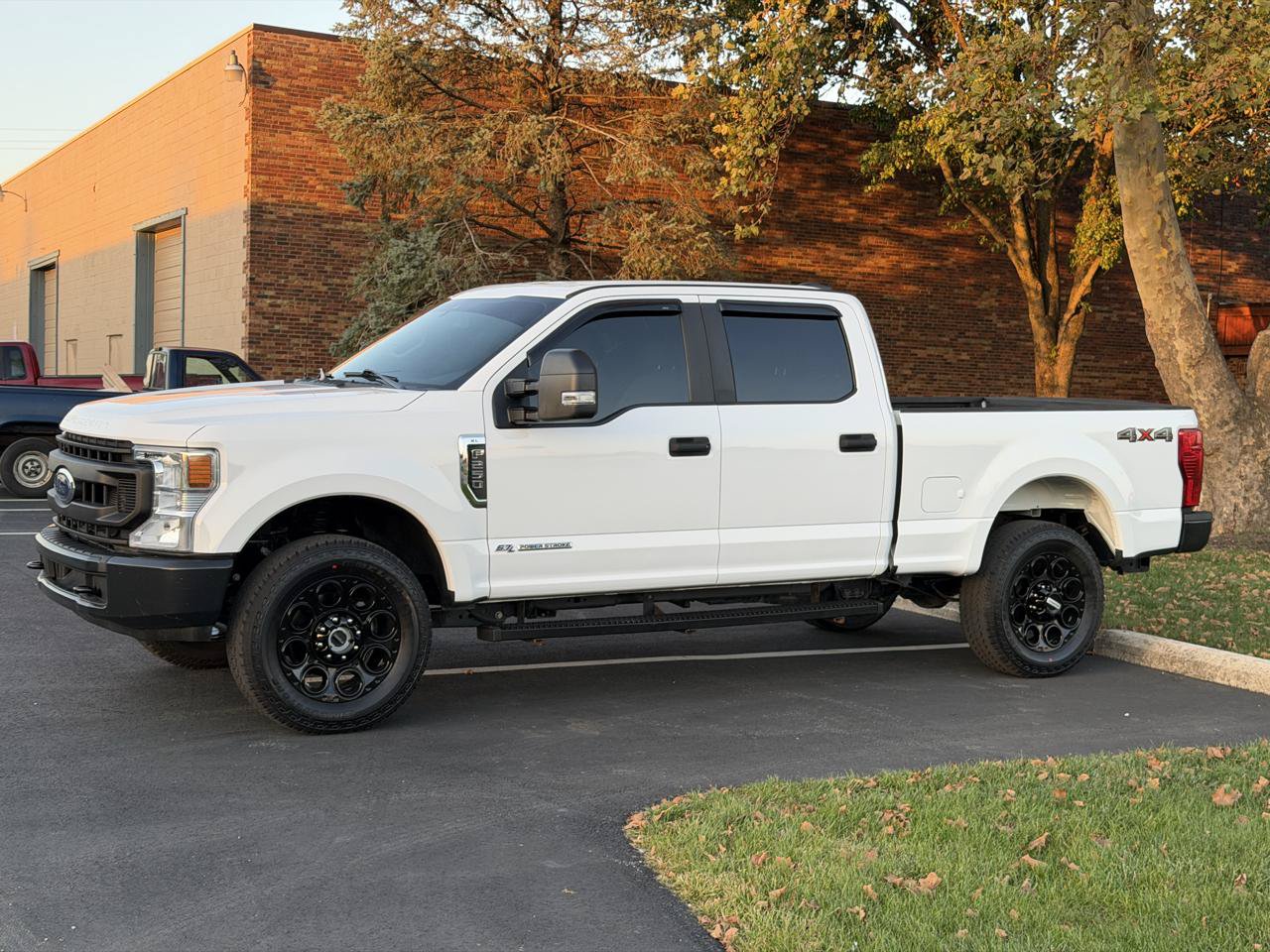 Used 2020 Ford F250 XL w/ Power Equipment Group AWD/4WD image 2