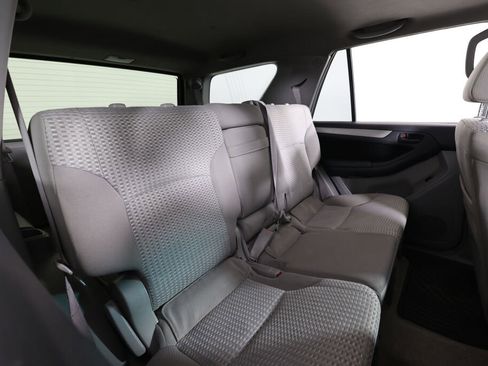 Used 2008 Toyota 4Runner SR5 AWD/4WD image 21