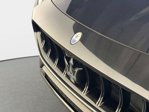 Used 2023 Maserati Grecale Modena AWD/4WD image 10