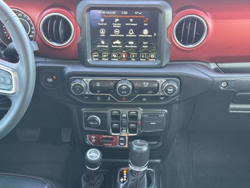 Used 2023 Jeep Gladiator Rubicon w/ LED Lighting Group image 29