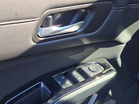 New 2026 Nissan Pathfinder SL image 20