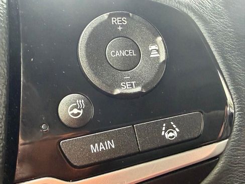 Used 2019 Honda Odyssey Elite image 16
