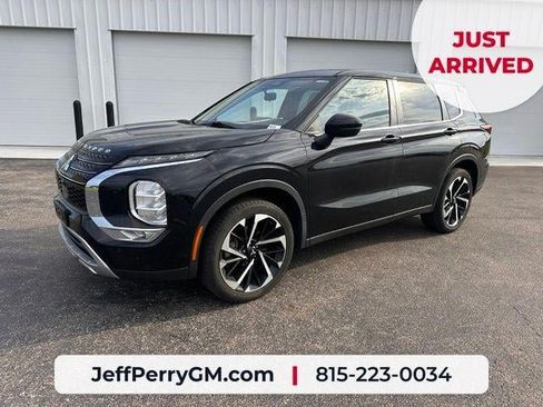 Used 2022 Mitsubishi Outlander SE AWD/4WD image 1