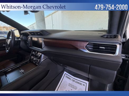 Used 2024 GMC Yukon Denali Ultimate image 34