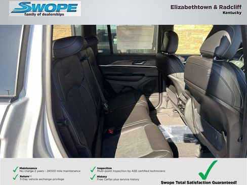New 2026 Jeep Grand Cherokee Altitude AWD/4WD image 10