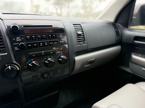 Used 2012 Toyota Tundra 4x4 Double Cab image 26