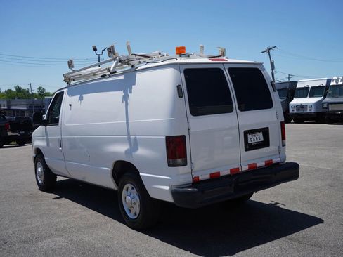 Used 2011 Ford E-250 and Econoline 250 w/ PWR Group RWD image 5