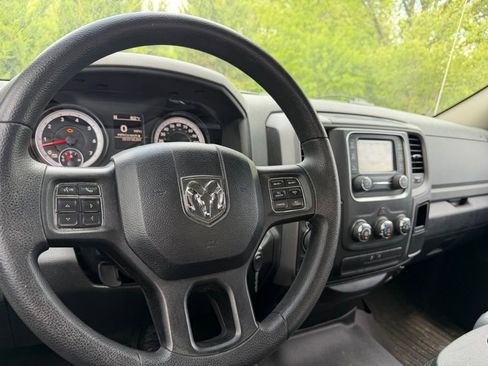 Used 2014 RAM 1500 Express AWD/4WD image 19