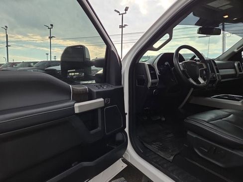Used 2020 Ford F350 Lariat w/ Lariat Ultimate Package AWD/4WD image 8