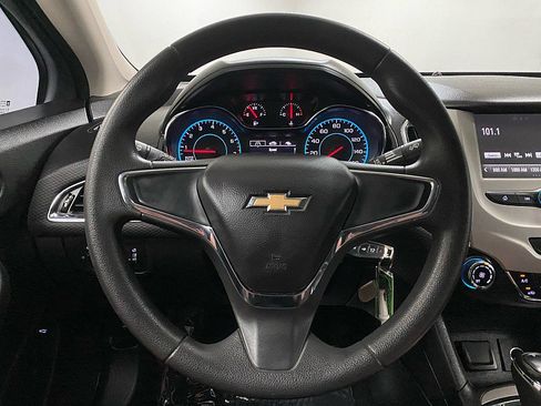Used 2016 Chevrolet Cruze LS image 17