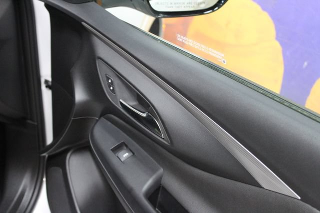 Certified 2025 Buick Envista Avenir FWD image 11