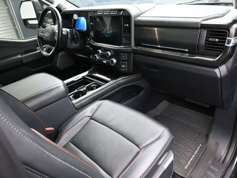 Used 2023 Ford F250 Lariat w/ Lariat Ultimate Package AWD/4WD image 44