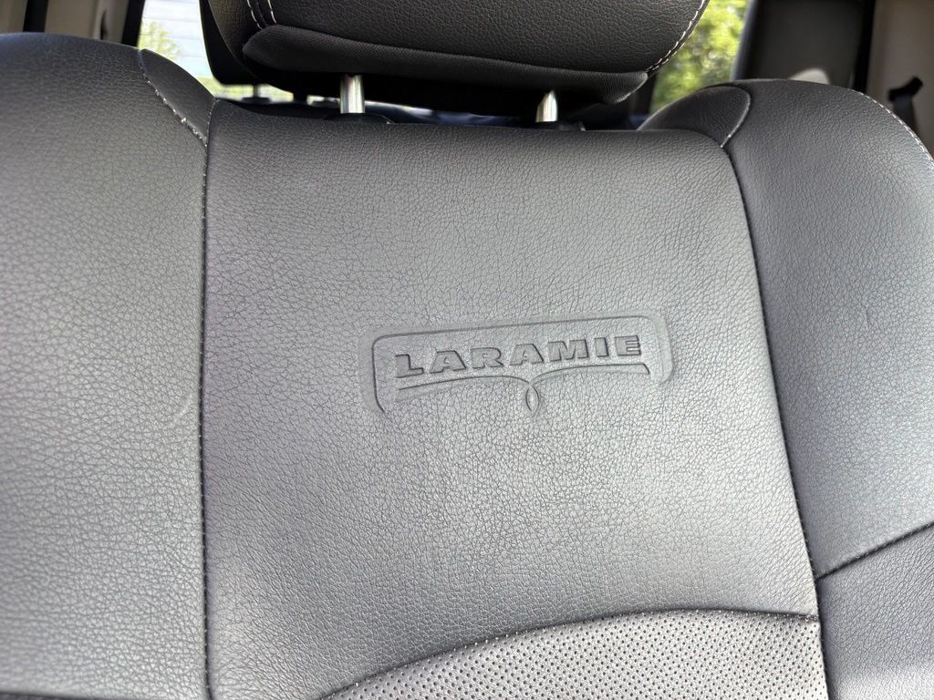 Used 2016 RAM 1500 Laramie w/ Convenience Group AWD/4WD image 36