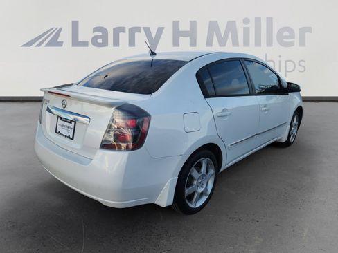 Used 2011 Nissan Sentra 2.0 S w/ Convenience Pkg image 6