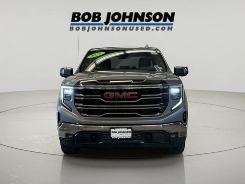 Used 2026 GMC Sierra 1500 SLT AWD/4WD image 3
