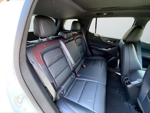 New 2026 Chevrolet Equinox RS w/ Convenience Package III FWD image 12
