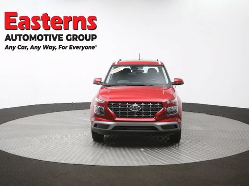 Used 2025 Hyundai Venue SEL FWD image 54