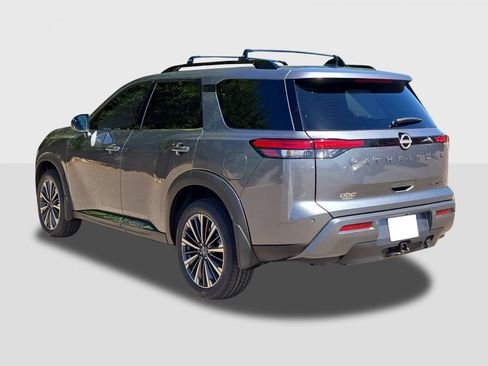New 2026 Nissan Pathfinder Platinum w/ Cargo Package FWD image 8