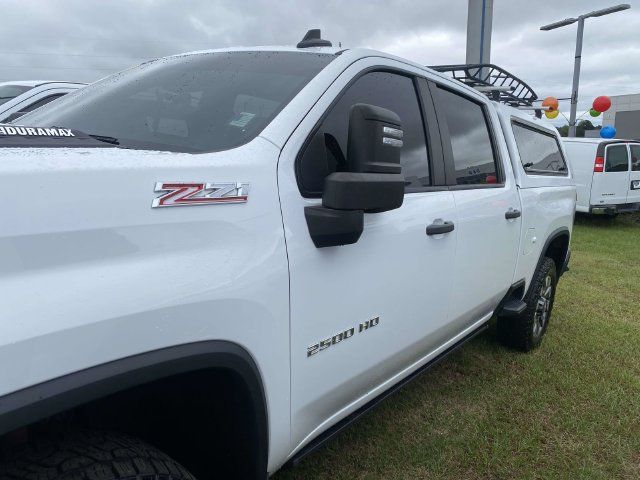 Used 2024 Chevrolet Silverado 2500 Custom w/ Custom Value Package AWD/4WD image 4