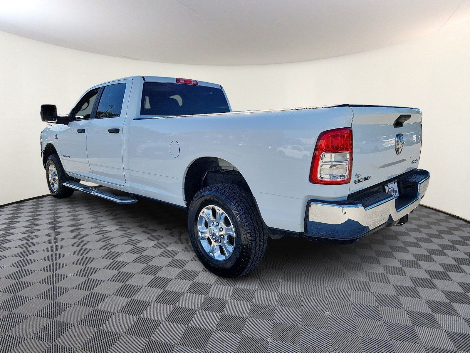 Used 2023 RAM 2500 Big Horn w/ Level 1 Equipment Group AWD/4WD image 4
