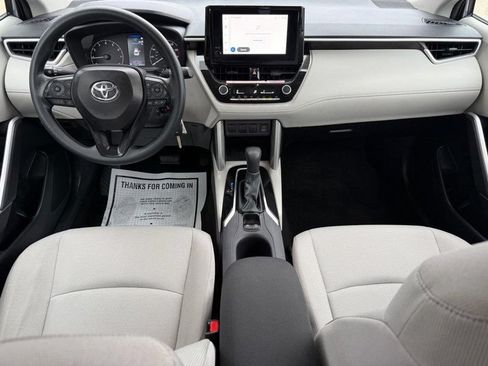 Used 2024 Toyota Corolla Cross L AWD/4WD image 13