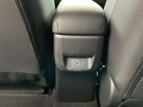 New 2025 Nissan Versa SV w/ Trunk Package image 16