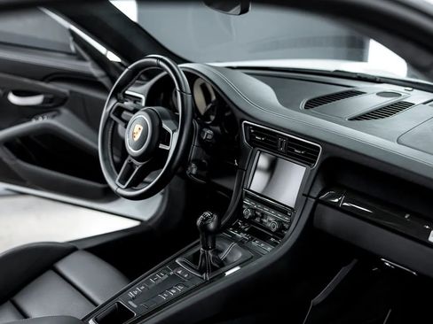 Used 2016 Porsche 911 R image 14