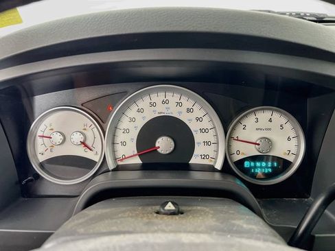 Used 2007 Dodge Dakota SLT w/ Trailer Tow Group AWD/4WD image 13