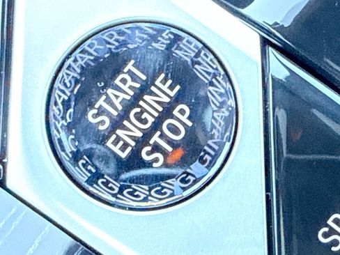 New 2026 BMW X5 xDrive40i w/ Executive Package image 37