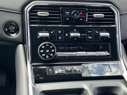 New 2026 Nissan Armada SL w/ Captain's Chari Seat Package image 17