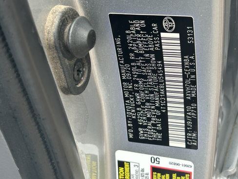 Used 2020 Toyota Camry LE FWD image 17